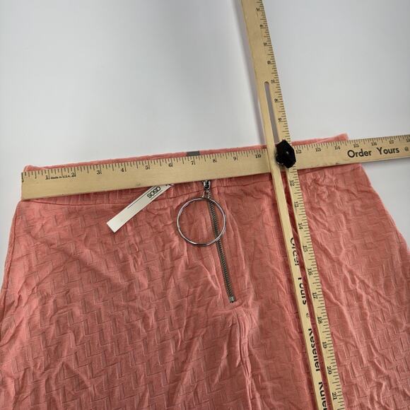 ASOS Mini Skirt Womens US 8 Pink Textured Zip Front Ring Pull Modern Stretchy - Picture 5 of 6